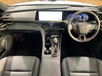 2025 Toyota CROWN ESTATE 照片 2