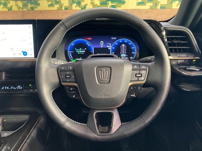 2025 Toyota CROWN ESTATE 照片 11