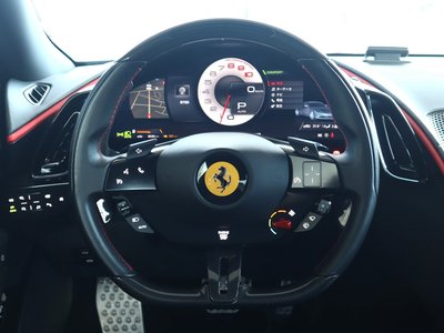 صورة 16 لـ 2021 Ferrari ROMA