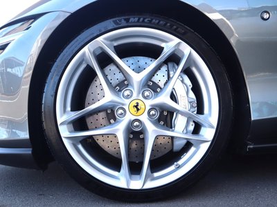صورة 19 لـ 2021 Ferrari ROMA