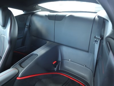 صورة 14 لـ 2021 Ferrari ROMA