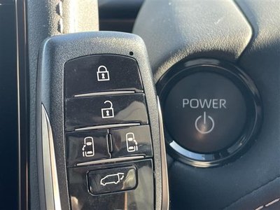 2025 Toyota ALPHARD 照片 31