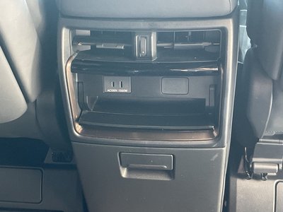 2025 Toyota ALPHARD 照片 56