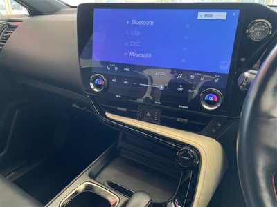 2022 Lexus NX thumbnail 29