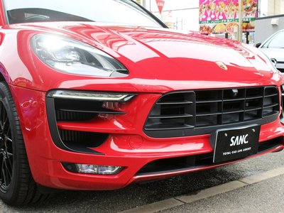 2018 Porsche MACAN thumbnail 69