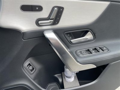 2025 Mercedes-BENZ CLA photo 6