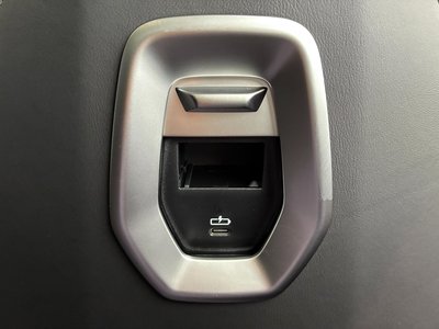 2025 BMW I7 thumbnail 26