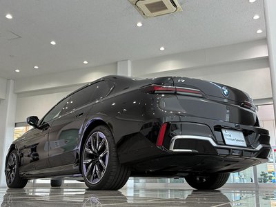 2025 BMW I7 photo 7