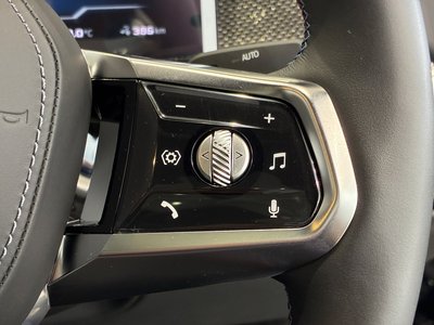 2025 BMW I7 thumbnail 33