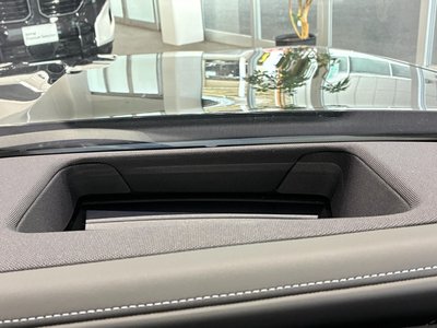 2025 BMW I7 thumbnail 38