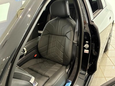 2025 BMW I7 photo 14