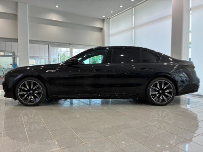 2025 BMW I7 photo 4