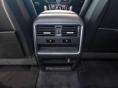 2021 Porsche CAYENNE thumbnail 49