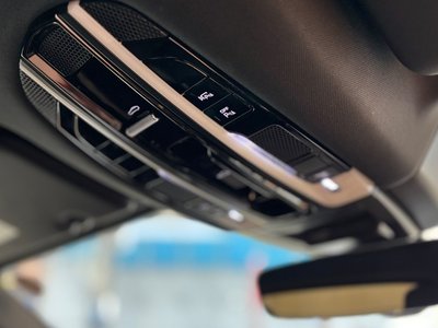 2021 Porsche CAYENNE thumbnail 33