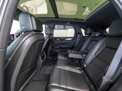 2021 Porsche CAYENNE thumbnail 47
