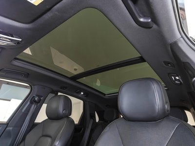 2021 Porsche CAYENNE thumbnail 38