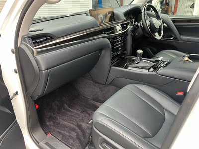 2016 Lexus LX 照片 29