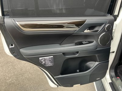 2016 Lexus LX 照片 28