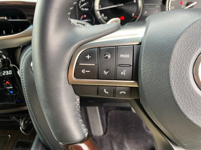 2016 Lexus LX 照片 40