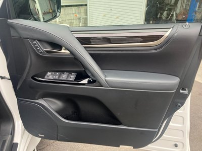 2016 Lexus LX 照片 19