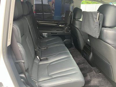 2016 Lexus LX 照片 33