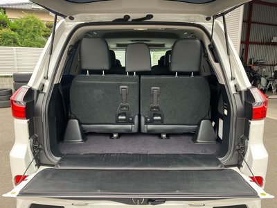 2016 Lexus LX 照片 25