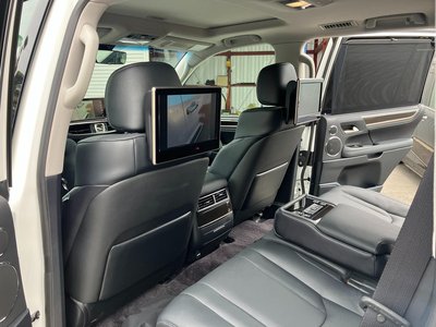 2016 Lexus LX 照片 31