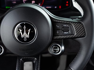 2022 Maserati MC20 — фото 30