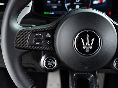 2022 Maserati MC20 — фото 29