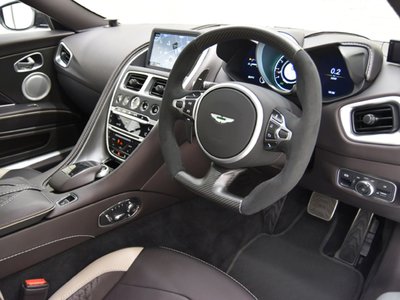 صورة 11 لـ 2022 Aston Martin DBS SUPERLEGGERA