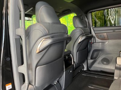 صورة 40 لـ 2024 Toyota ALPHARD