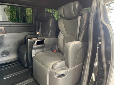 صورة 39 لـ 2024 Toyota ALPHARD