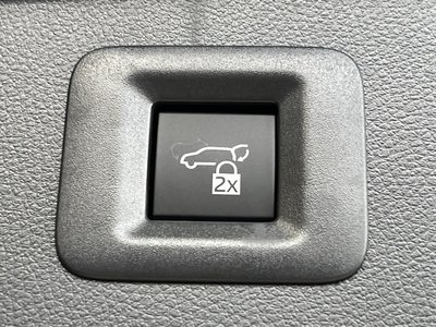 صورة 65 لـ 2024 Toyota ALPHARD