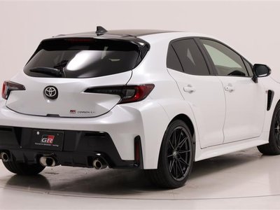 صورة 7 لـ 2025 Toyota GR COROLLA