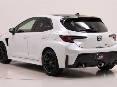 صورة 5 لـ 2025 Toyota GR COROLLA