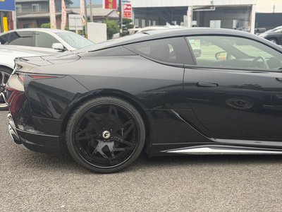 2017 Lexus LC photo 5