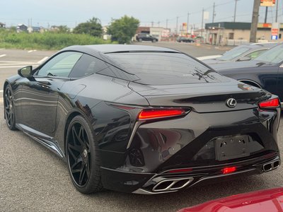 2017 Lexus LC photo 9