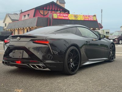 2017 Lexus LC photo 6