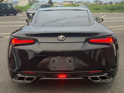 2017 Lexus LC photo 8