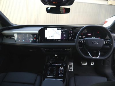 صورة 7 لـ 2025 AUDI A6 SPORTBACK E-TRON