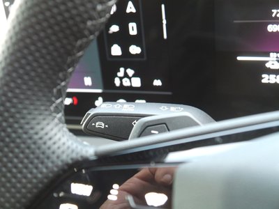 صورة 14 لـ 2025 AUDI A6 SPORTBACK E-TRON
