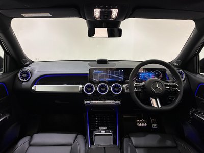2026 Mercedes-BENZ GLB thumbnail 37