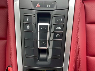 صورة مصغرة 19 لـ 2026 Porsche 718