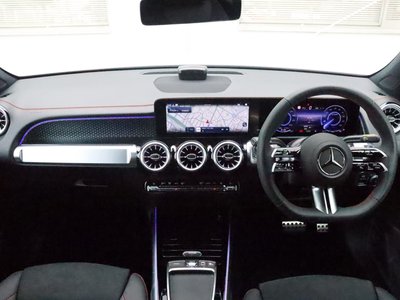 صورة 3 لـ 2025 Mercedes-BENZ EQB