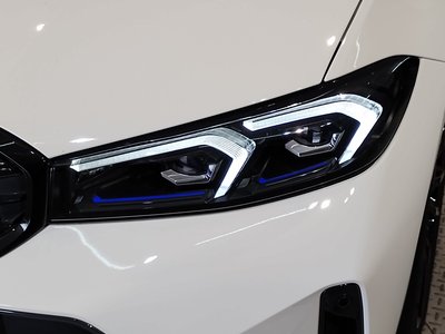 2025 BMW 3 SERIES thumbnail 18