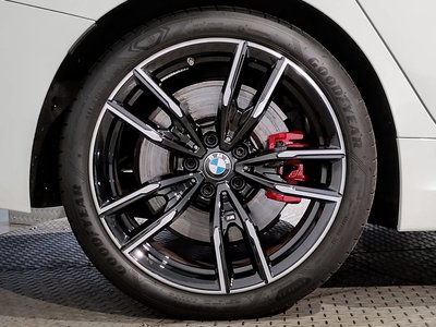 2025 BMW 3 SERIES photo 15