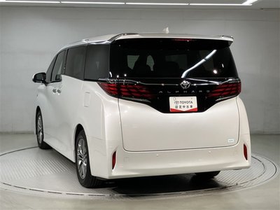 2025 Toyota ALPHARD — фото 5