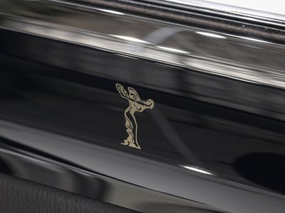 2016 ROLLS-ROYCE GHOST thumbnail 35