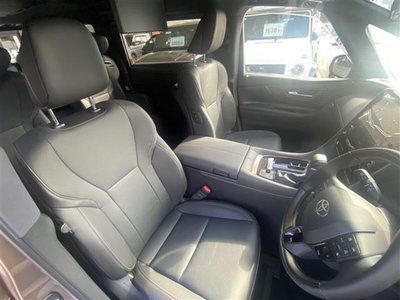 2026 Toyota ALPHARD 照片 35