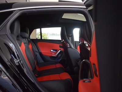 2025 Mercedes-BENZ CLA AMG — фото 3